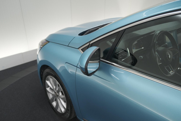 Renault Clio TCe 100 Intens | Navigatie | Apple Carplay | Parkeersensoren