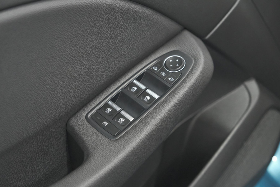 Renault Clio TCe 100 Intens | Navigatie | Apple Carplay | Parkeersensoren