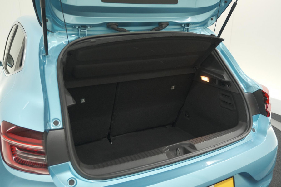 Renault Clio TCe 100 Intens | Navigatie | Apple Carplay | Parkeersensoren