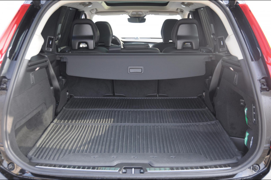 Volvo XC90 T8 455PK Recharge AWD Ultra Dark Long range / Luchtvering / Bowers & Wilkins/ Polestar Tuning / HEICO verlaging / Trekhaak / Head-up display / Stoelverwarming en ventilatie / Massagestoelen / Memory seats / Adaptive cruise control / 360 Camera /