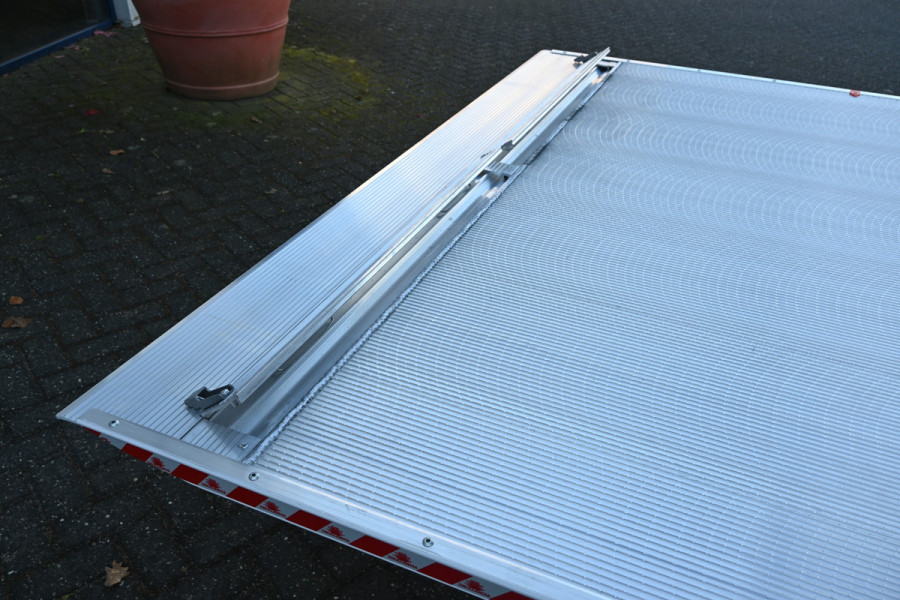 Mercedes-Benz Sprinter 514 CDI L3 Bakwagen met NIEUWE bak en klep Airco, Meubelbak met Dhollandia klep 1000 KG