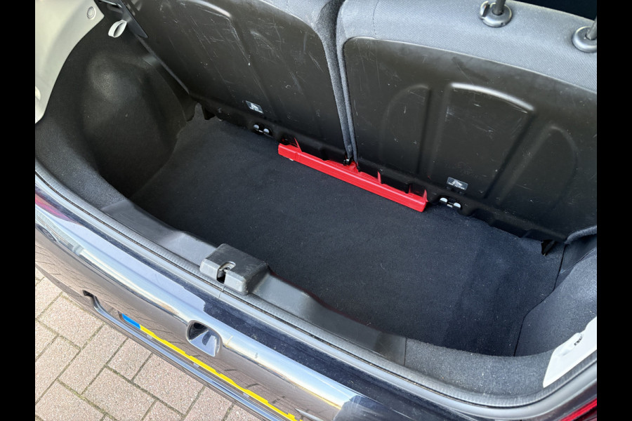 Peugeot 108 1.0 e-VTi Allure 5-drs. KEYLESS/CAMERA/CLIMA/CARPLAY/LIMITER