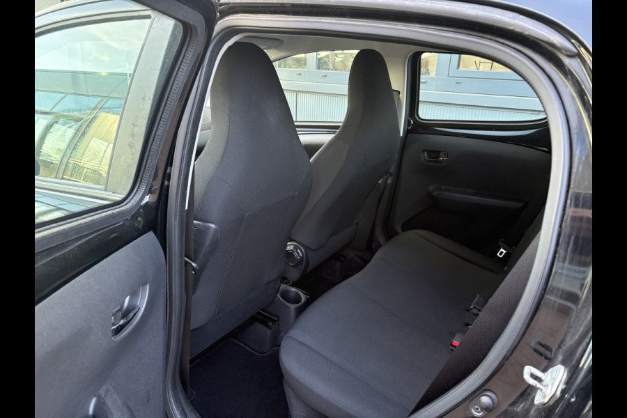 Peugeot 108 1.0 e-VTi Allure 5-drs. KEYLESS/CAMERA/CLIMA/CARPLAY/LIMITER