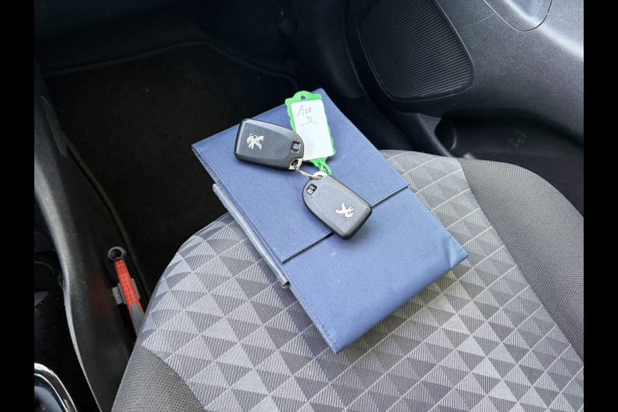Peugeot 108 1.0 e-VTi Allure 5-drs. KEYLESS/CAMERA/CLIMA/CARPLAY/LIMITER