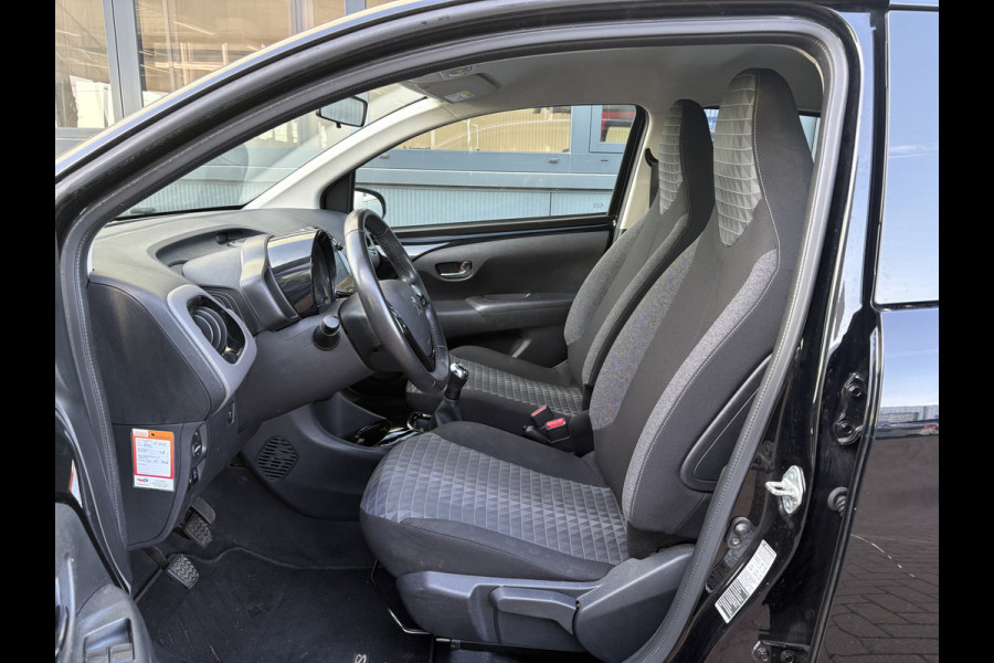 Peugeot 108 1.0 e-VTi Allure 5-drs. KEYLESS/CAMERA/CLIMA/CARPLAY/LIMITER