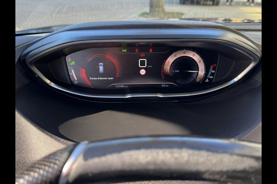Peugeot 3008 1.2 PureTech GT Line - Panorama dak I Navigatie / Apple CarPlay I Airco I 1/2 Leer I Sport pakket I Dealer onderh.