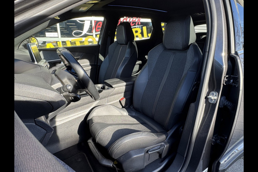Peugeot 3008 1.2 PureTech GT Line - Panorama dak I Navigatie / Apple CarPlay I Airco I 1/2 Leer I Sport pakket I Dealer onderh.