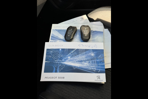Peugeot 3008 1.2 PureTech GT Line - Panorama dak I Navigatie / Apple CarPlay I Airco I 1/2 Leer I Sport pakket I Dealer onderh.