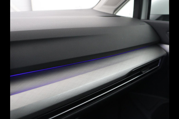 Volkswagen Golf 1.0 eTSI Life | Carplay | Sfeerverlichting | Adaptive cruise | Navigatie | Parkeerhulp | Full LED | Climate control | Bluetooth