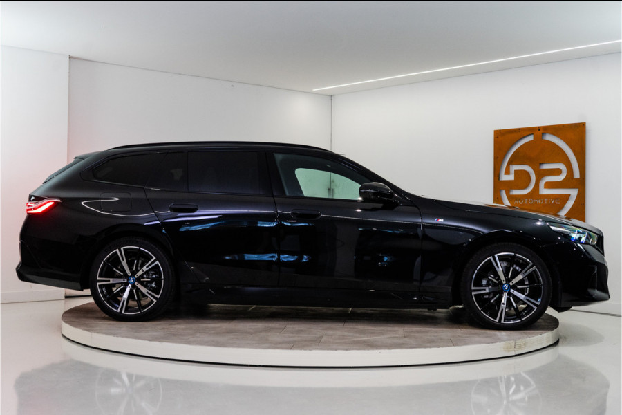 BMW 5 Serie Touring 530e High Executive M Sport 300PK | Pano | H/K | Sfeer | Driving Ass. Pro | Fabrieksgarantie