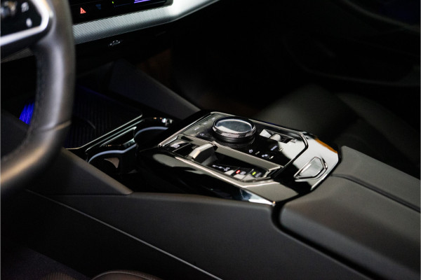 BMW 5 Serie Touring 530e High Executive M Sport 300PK | Pano | H/K | Sfeer | Driving Ass. Pro | Fabrieksgarantie