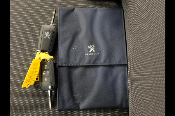 Peugeot Expert 2.0 BlueHDI 145PK L3 Automaat Airco Cruise Navigatie Trekhaak Navigatie Sidebars