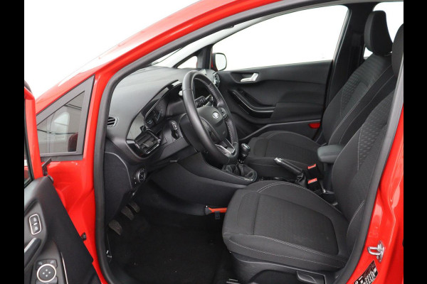 Ford Fiesta 1.0 EcoBoost Titanium | 33.700km NAP | Carplay | Climate control | Parkeerhulp | Cruise control | Full LED | DAB | Bluetooth