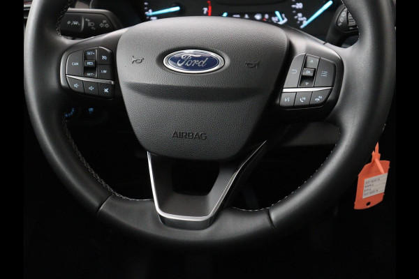 Ford Fiesta 1.0 EcoBoost Titanium | 33.700km NAP | Carplay | Climate control | Parkeerhulp | Cruise control | Full LED | DAB | Bluetooth