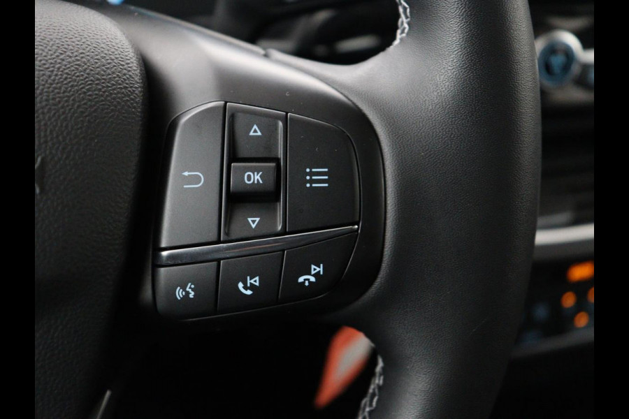 Ford Fiesta 1.0 EcoBoost Titanium | 33.700km NAP | Carplay | Climate control | Parkeerhulp | Cruise control | Full LED | DAB | Bluetooth