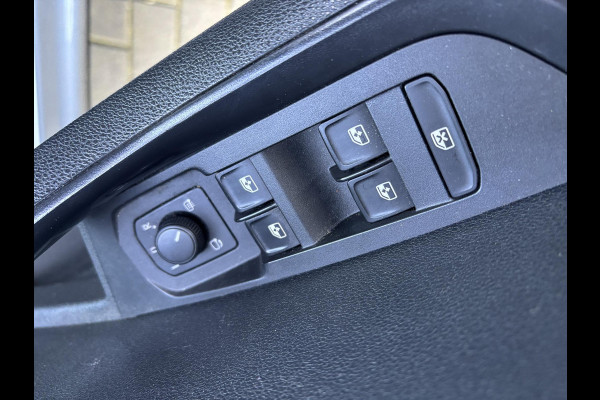 Škoda Karoq 1.0 TSI Clever Edition