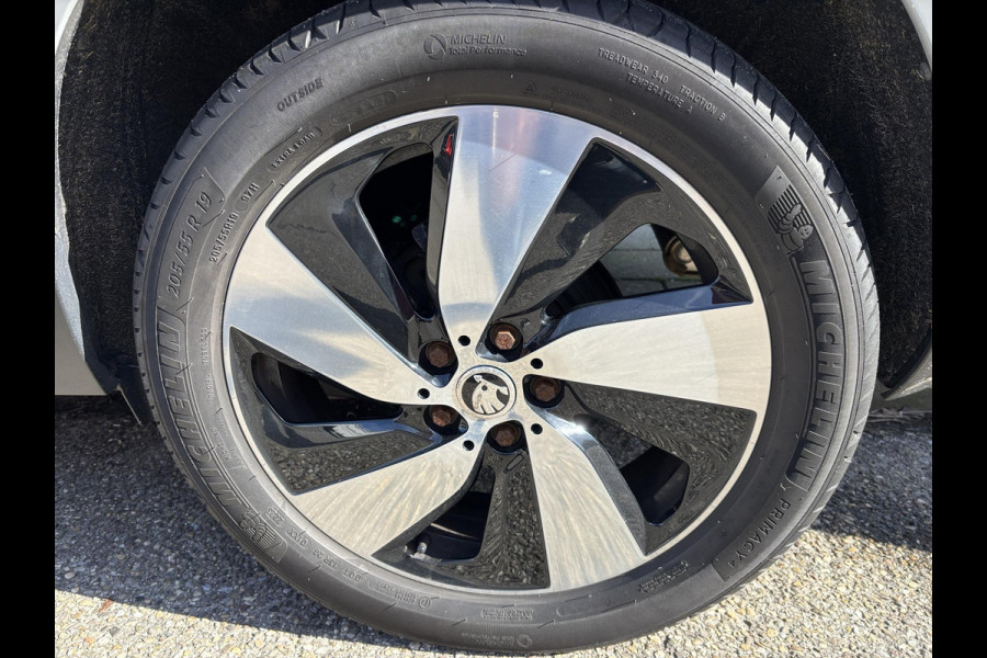 Škoda Karoq 1.0 TSI Clever Edition