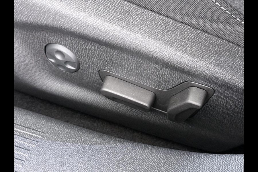 Opel Astra Electric 54 kWh VAN € 27.900,- VOOR € 25.440,- UW LENTEVOORDEEL € 2.460,-! | GS | 3-FASE | SOH 95% | AFNEEMBARE TREKHAAK | NET ONDERHOUD GEHAD / DIRECT LEVERBAAR | STOEL- & STUURVERWARMING | 360° CAMERA | ORIGINEEL NL AUTO |