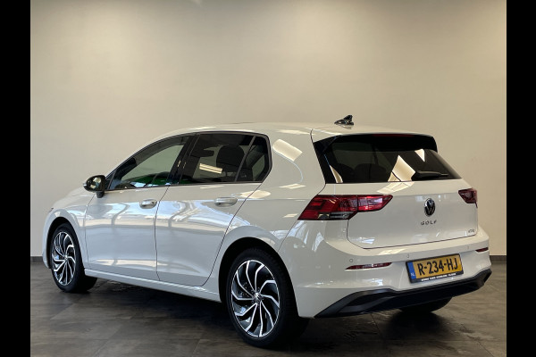 Volkswagen Golf 1.0 eTSI Life DSG Panoramadak Adaptive-Cruise