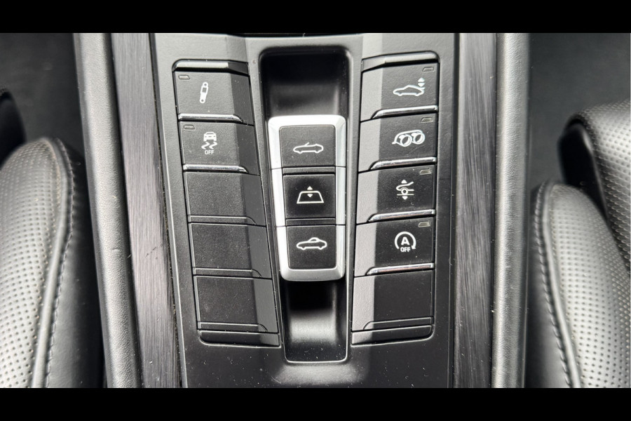 Porsche 911 Cabrio 3.0 Carrera 4 GTS Cabrio Org NL Auto | 1e eigenaar | Keramisch Liftsysteem voor