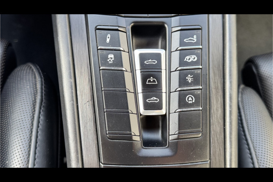 Porsche 911 Cabrio 3.0 Carrera 4 GTS Cabrio Org NL Auto | 1e eigenaar | Keramisch Liftsysteem voor