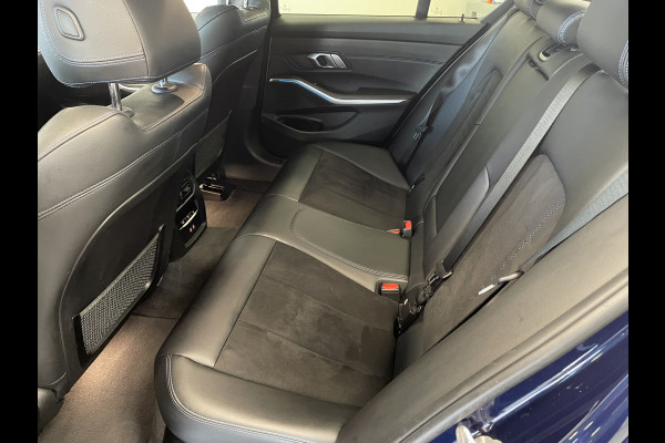 BMW 3-serie 320e High Executive M-sport Full-led VCP Navigatie 19"LM 24 maanden garantie mogelijk (*vraag naar de voorwaarden)