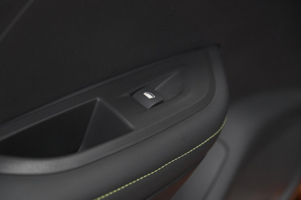 Peugeot 2008 PureTech 130 GT | Panoramadak | Adaptieve Cruise Control | Camera | Stoelverwarming