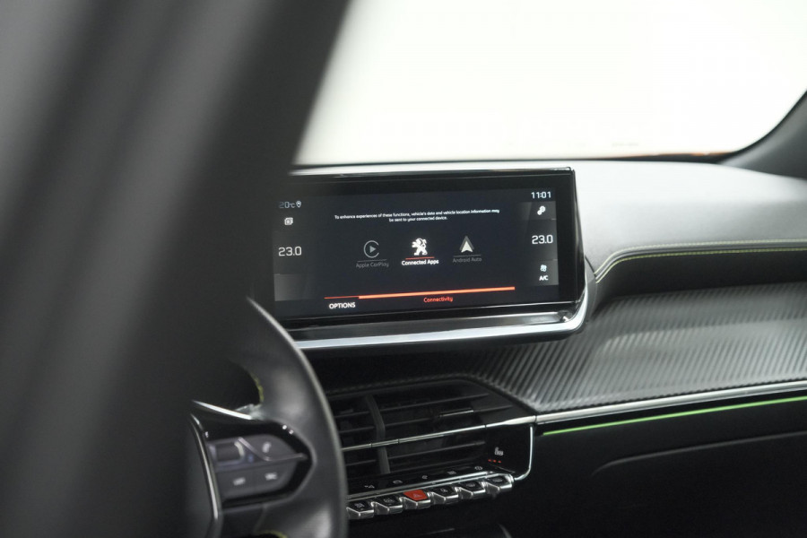 Peugeot 2008 PureTech 130 GT | Panoramadak | Adaptieve Cruise Control | Camera | Stoelverwarming