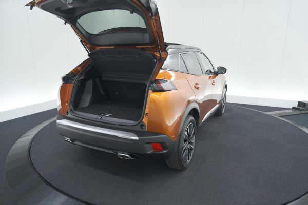 Peugeot 2008 PureTech 130 GT | Panoramadak | Adaptieve Cruise Control | Camera | Stoelverwarming