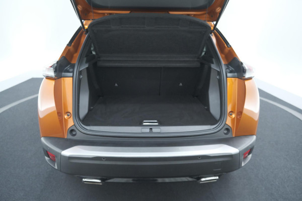 Peugeot 2008 PureTech 130 GT | Panoramadak | Adaptieve Cruise Control | Camera | Stoelverwarming