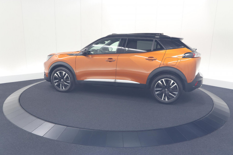 Peugeot 2008 PureTech 130 GT | Panoramadak | Adaptieve Cruise Control | Camera | Stoelverwarming