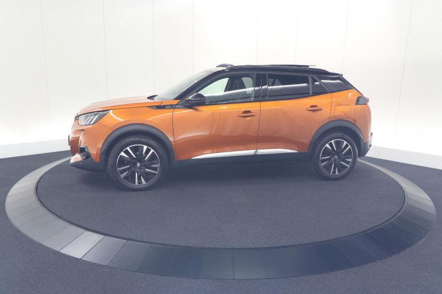 Peugeot 2008 PureTech 130 GT | Panoramadak | Adaptieve Cruise Control | Camera | Stoelverwarming