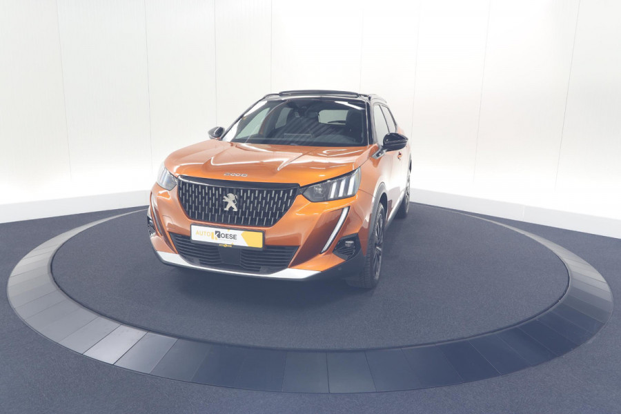 Peugeot 2008 PureTech 130 GT | Panoramadak | Adaptieve Cruise Control | Camera | Stoelverwarming