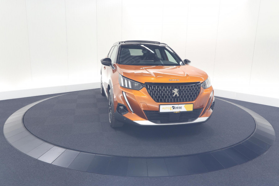 Peugeot 2008 PureTech 130 GT | Panoramadak | Adaptieve Cruise Control | Camera | Stoelverwarming