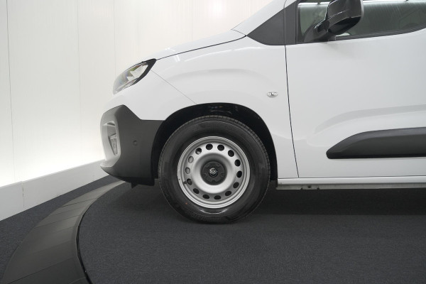 Citroën E-Berlingo 136 L1 50 kWh | Camera | Laadruimte-pakket | Dodehoekdetectie | Navigatie | 3 Zitplaatsen