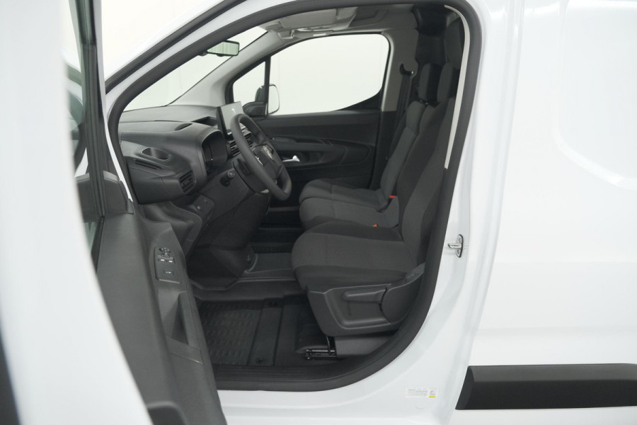Citroën E-Berlingo 136 L1 50 kWh | Camera | Laadruimte-pakket | Dodehoekdetectie | Navigatie | 3 Zitplaatsen