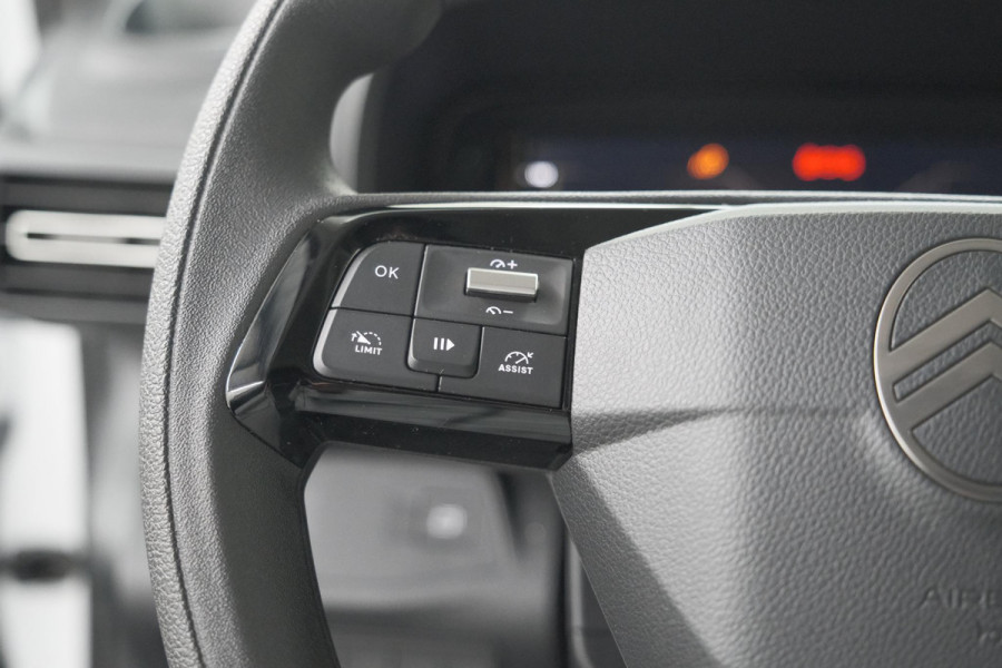 Citroën E-Berlingo 136 L1 50 kWh | Camera | Laadruimte-pakket | Dodehoekdetectie | Navigatie | 3 Zitplaatsen