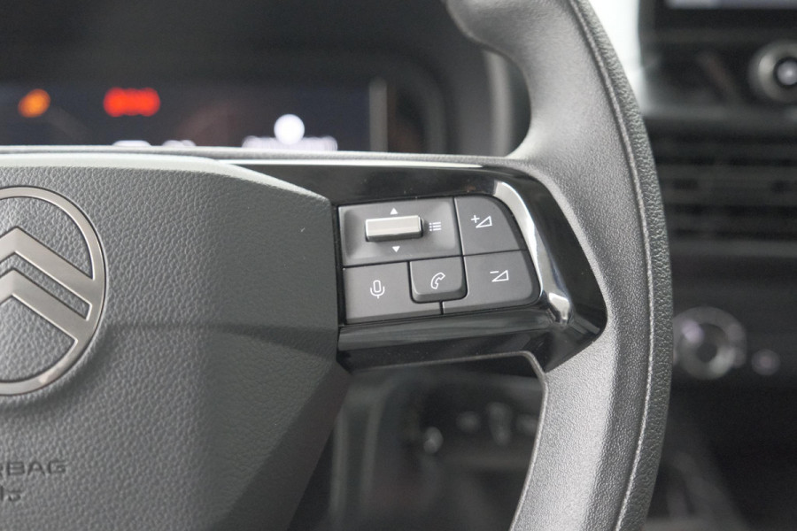 Citroën E-Berlingo 136 L1 50 kWh | Camera | Laadruimte-pakket | Dodehoekdetectie | Navigatie | 3 Zitplaatsen