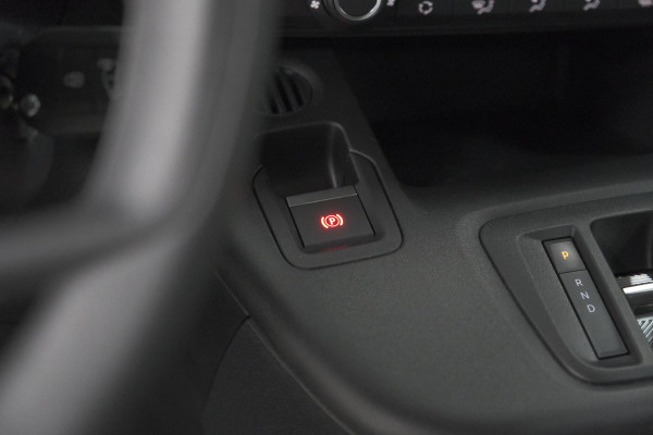 Citroën E-Berlingo 136 L1 50 kWh | Camera | Laadruimte-pakket | Dodehoekdetectie | Navigatie | 3 Zitplaatsen