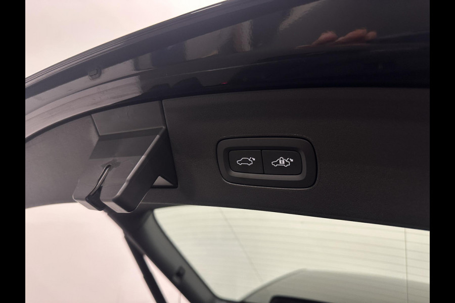 Polestar 2 Long Range Single Motor 78 kWh Airco ECC Navi Carplay PDC VA+ El. Stoel + Memory Full LED Adaptive Cruise Control Pilot Pack