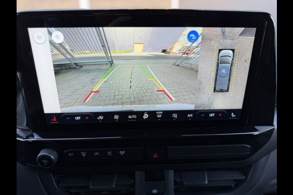 Ford E-Transit Cust. 320 L2H1 Sport 218PK 65 kWh CarPlay/stoelverwarming/navi/camera