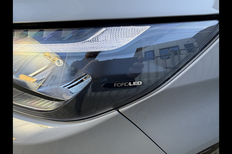 Ford E-Transit Cust. 320 L2H1 Sport 218PK 65 kWh CarPlay/stoelverwarming/navi/camera