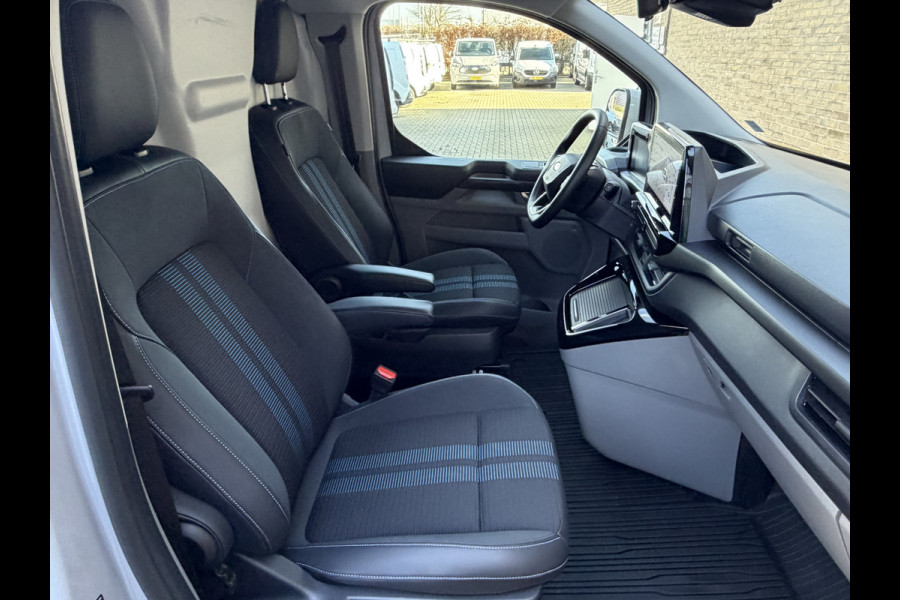 Ford E-Transit Cust. 320 L2H1 Sport 218PK 65 kWh CarPlay/stoelverwarming/navi/camera