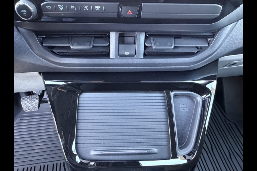 Ford E-Transit Cust. 320 L2H1 Sport 218PK 65 kWh CarPlay/stoelverwarming/navi/camera
