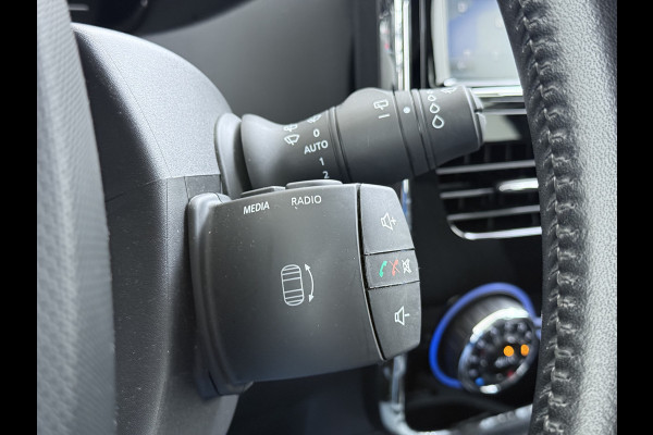 Renault ZOE R110 Limited 41kWh Huur Accu Navi Ecc Apple Carplay/Android Auto Cruise Control Pdc Lmv 16" Bluetooth Privacy Glas Keyless Led