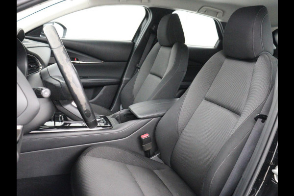 Mazda CX-30 2.0 e-SkyActiv-X M Hybrid Comfort | Stoelverwarming | Head-Up | Camera | Carplay | Adaptive cruise | Navigatie | Stuurverwarming | 18'' | Keyless | Full LED | Climate control