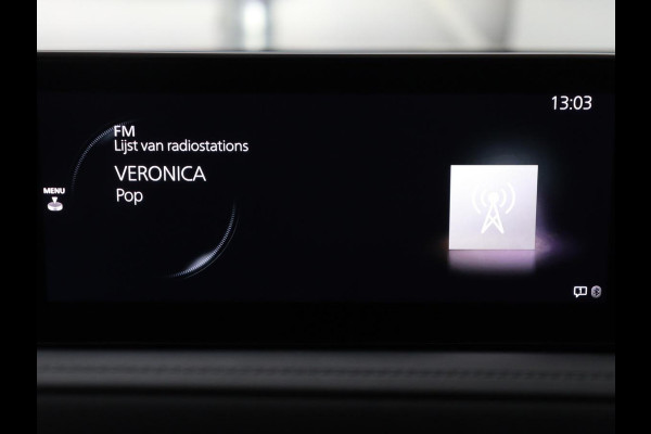 Mazda CX-30 2.0 e-SkyActiv-X M Hybrid Comfort | Stoelverwarming | Head-Up | Camera | Carplay | Adaptive cruise | Navigatie | Stuurverwarming | 18'' | Keyless | Full LED | Climate control