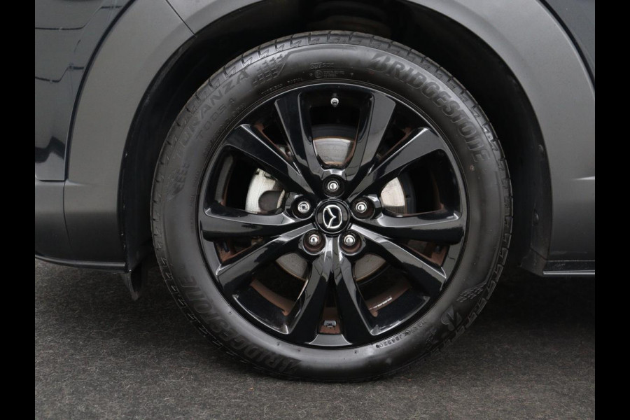 Mazda CX-30 2.0 e-SkyActiv-X M Hybrid Comfort | Stoelverwarming | Head-Up | Camera | Carplay | Adaptive cruise | Navigatie | Stuurverwarming | 18'' | Keyless | Full LED | Climate control