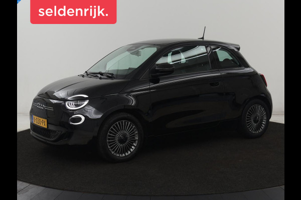 Fiat 500E Icon 42 kWh | 3 Fase | Stoelverwarming | Camera | Carplay | Navigatie | Full LED | Climate control | Cruise control | Bluetooth