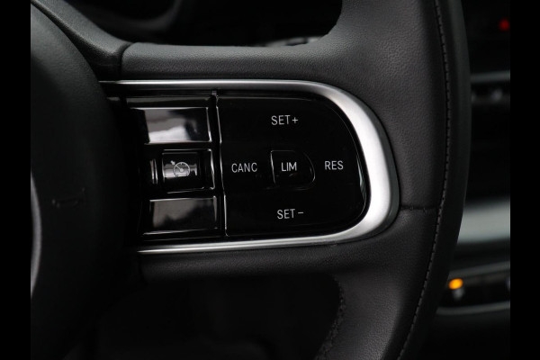 Fiat 500E Icon 42 kWh | 3 Fase | Stoelverwarming | Camera | Carplay | Navigatie | Full LED | Climate control | Cruise control | Bluetooth